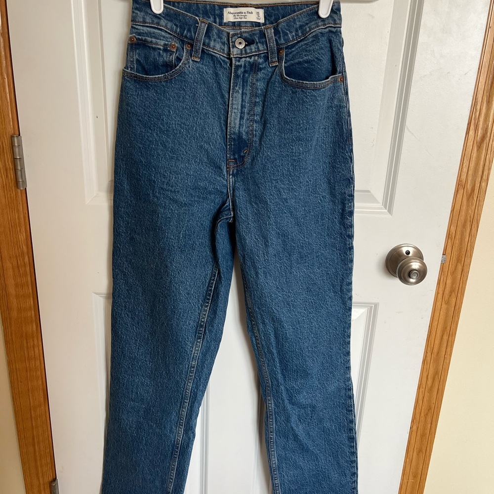 Abercrombie 90s straight jeans